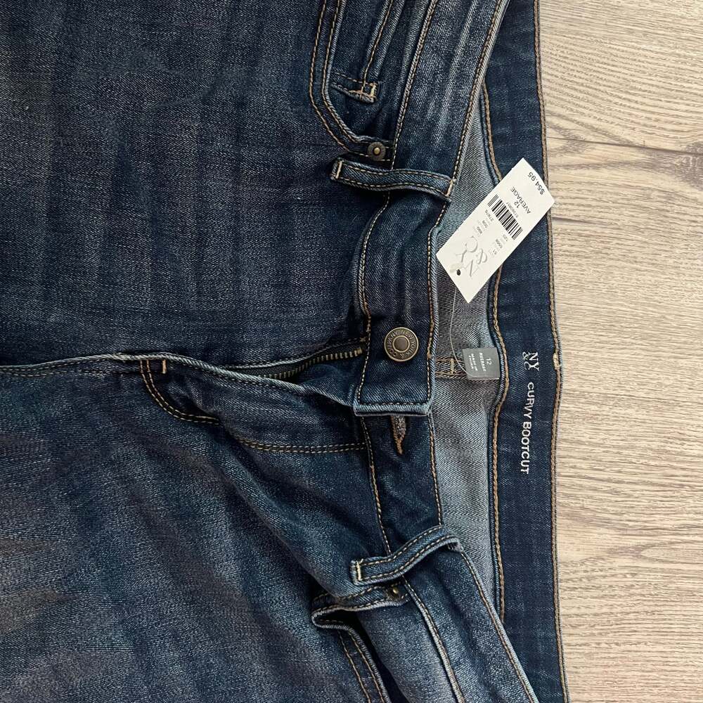 NY & Company Curvy Bootcut Jeans, Dark Wash, Women's Size 12 Average NWT - Picture 2 of 5